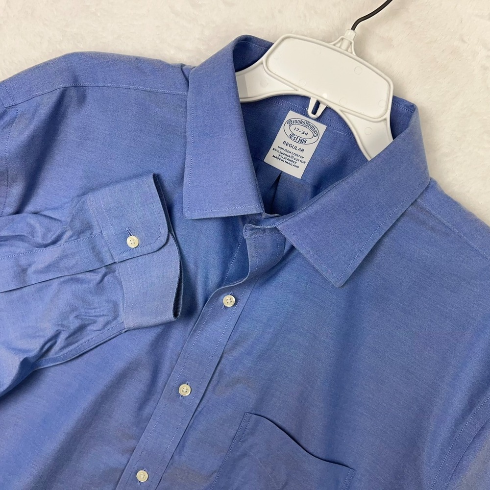 Brooks Brothers Blue Dress Shirt Mens 17 34 Button Up Long Sleeve Pocket Regular